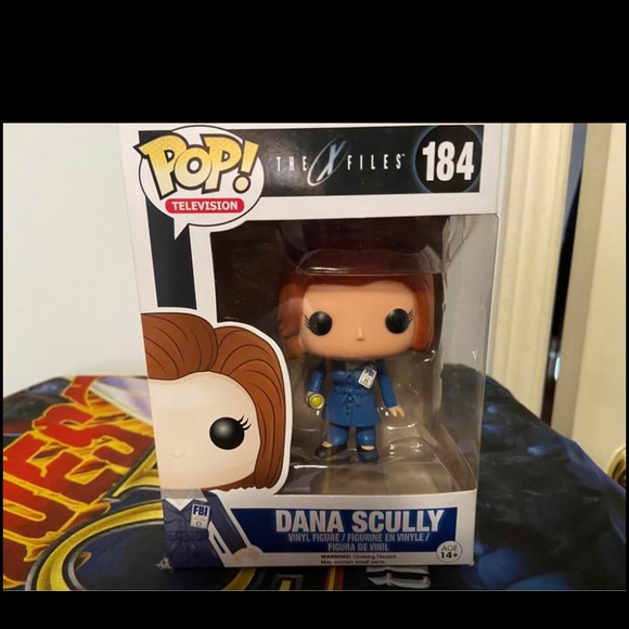 Mint condition Dana Scully Funko Pop 184. Rare - Picture 1 of 1